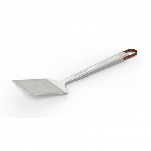 Everdure ergonomisk stekspade i rostfritt stål. 4,5 × 8,6 × 35,5 cm. (48820058)
